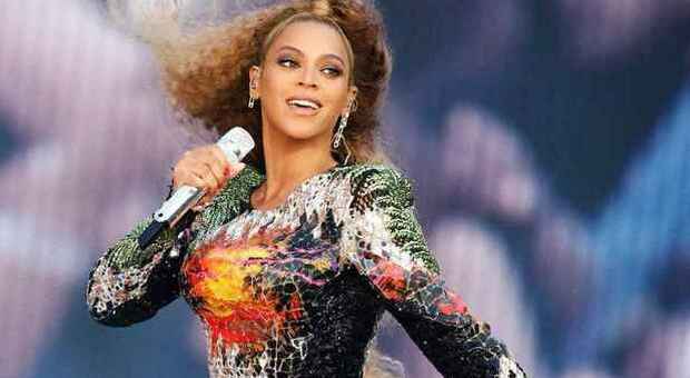 Beyoncé, rubati vestiti e borse: bottino da un milione, ladri nei magazzini di Los Angeles