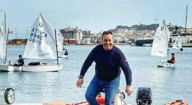 Giuseppe Apricena ucciso da un arresto cardiaco a 57 anni, in lutto il mondo della nautica e della vela