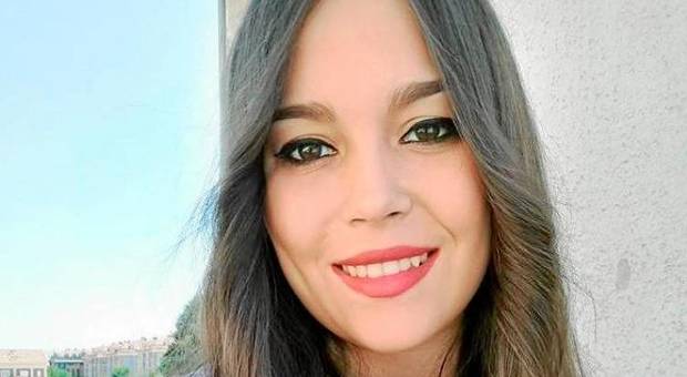 Miriam, uccisa a coltellate in un parco: arrestato il fidanzato della sua migliore amica