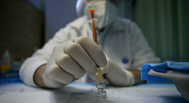 Controlli più serrati sui medici no vax