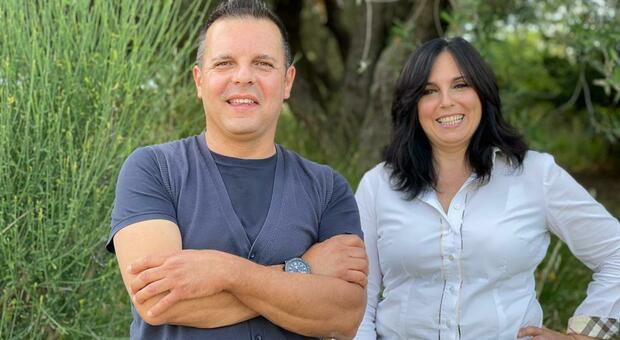 Cristiano e Francesca Petrini che conducono l'azienda di famiglia che produce olio biologico a Monte San Vito