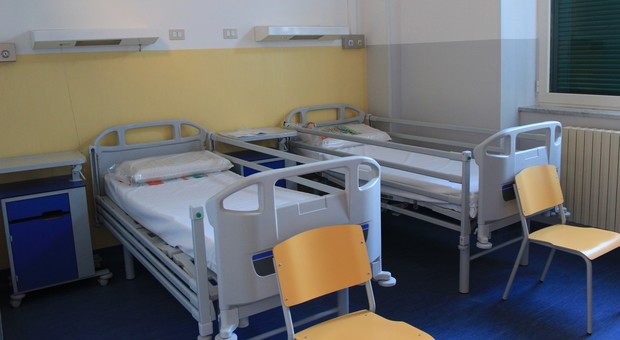 Aosta, morso da un ragno in ospedale: paziente muore dopo tre infezioni in pochi mesi