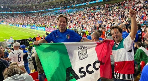 I due fratelli di Ascoli a Wembley in occasione della finale del Campionato europeo di calcio