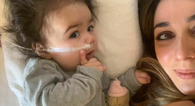 Melissa, bimba malata di Sma è costretta a recarsi all'estero per farmaco negatole in Italia: raccolti 2 milioni di euro