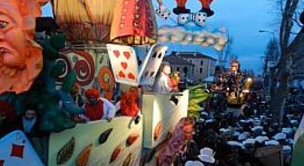 Fano, il sindaco mediatore per il Carnevale "Nuovi carri, rilancio, evento estivo e jazz"