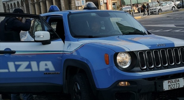 Auto sospetta con tre pregiudicati già espulsi da diversi Comuni: ora anche da Ancona