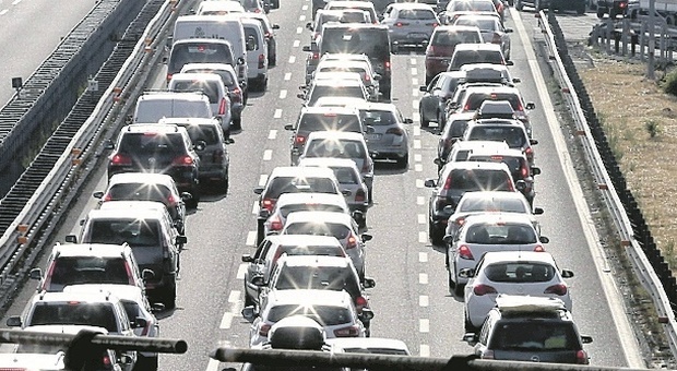 Le ferie stanno per finire: autostrada A14 da bollino rosso nelle Marche