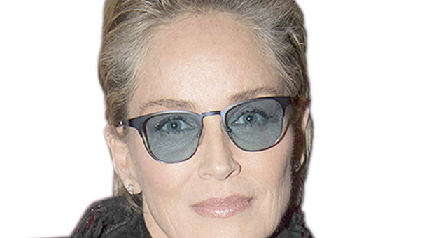 Sharon Stone confessa: «L'attore che bacia meglio? Robert De Niro. Nessuno regge il confronto»
