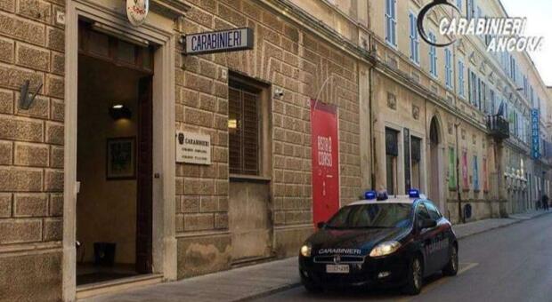 Ragazzina davanti ai carabinieri ammette il suo falso rapimento