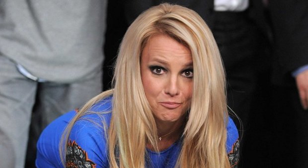 Britney Spears è morta, ma è una bufala: il tweet della Sony scatena il panico