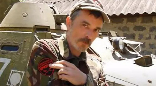 Edy Ongaro, morto miliziano italiano in Ucraina. Ucciso nel Donbass in trincea da una bomba a mano