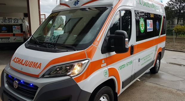 Un'ambulanza della Croce Verde di Jesi