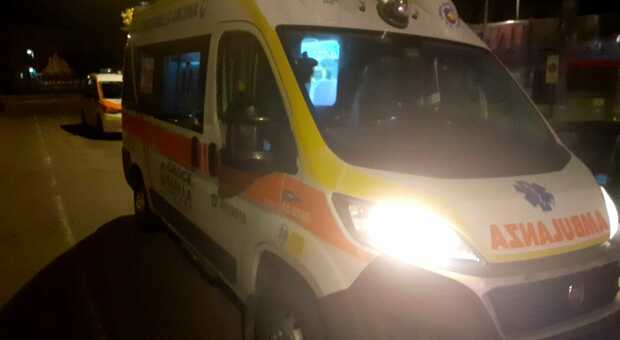 Un'ambulanza della Croce Gialla di Ancona