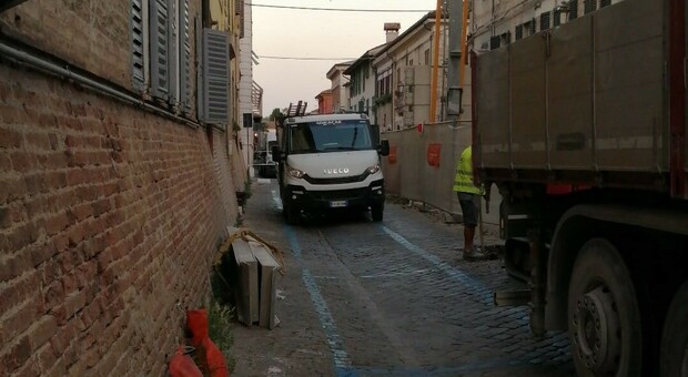 Senigallia, lavori pubblici: variante ok. Nuovi asfalti in via Pisacane