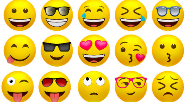 Emoji vietate nelle chat di lavoro: «Il pollice in su ha un significato ostile». Ecco la top ten delle icone da boomer