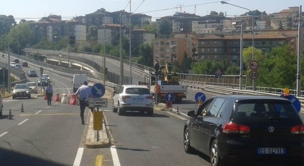 Abruzzo, cantieri sulla Statale Adriatica: sensi unici e limiti di velocità a 30km all'ora