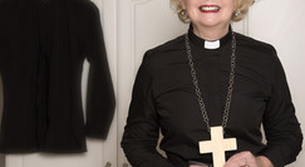 Cardinale Schoenborn spinge per il diaconato femminile, aprire i ministeri alle donne