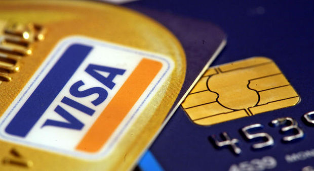 Visa, pagamenti in panne: «Problemi alle carte di credito in Europa». Ecco cosa sta accadendo