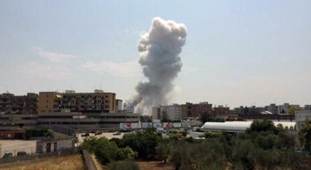 Bari, esplosione nella fabbrica dei fuochi d'artificio: le vittime salgono a otto