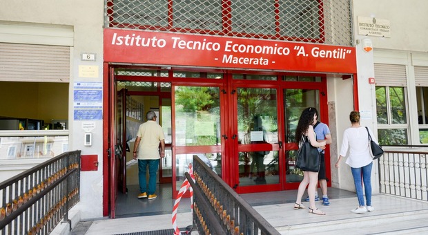L'Istituto tecnico economico Gentili di Macerata