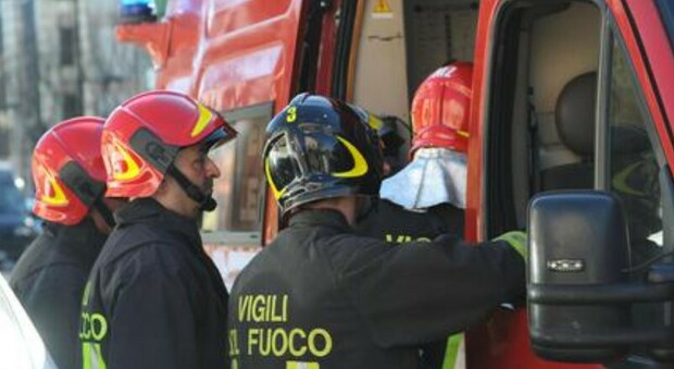 Milano, fuga di gas nel residence vicino all'aeroporto: morto un ragazzo di 21 anni, grave un 24enne
