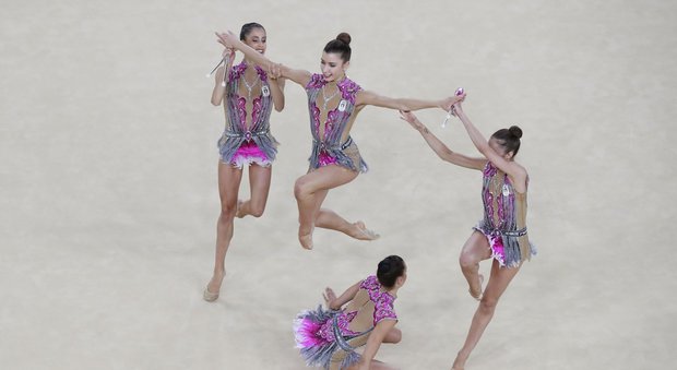Rio 2016, ginnastica: le farfalle azzurre fuori dal podio per 0,2 punti. Il ct accusa: «Meglio di Spagna e Bulgaria. Il nostro sport è così»