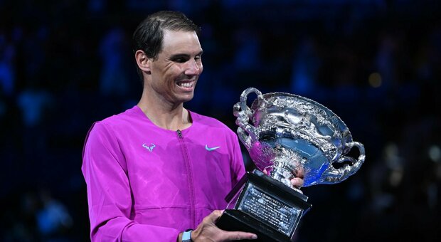 Australian Open, il trionfo di Nadal: Medvedev battuto dopo una battaglia di 5 ore e mezza