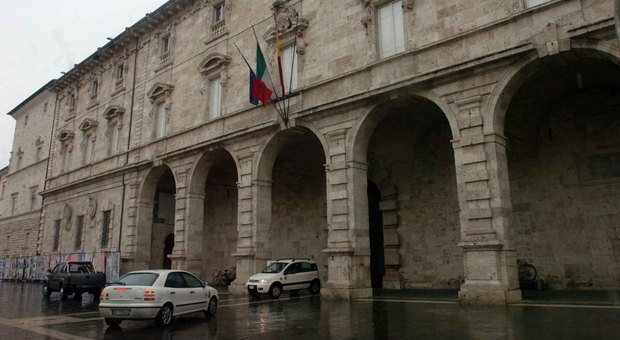 Ascoli tra i primi Comuni in Italia per il recupero di tasse non pagate
