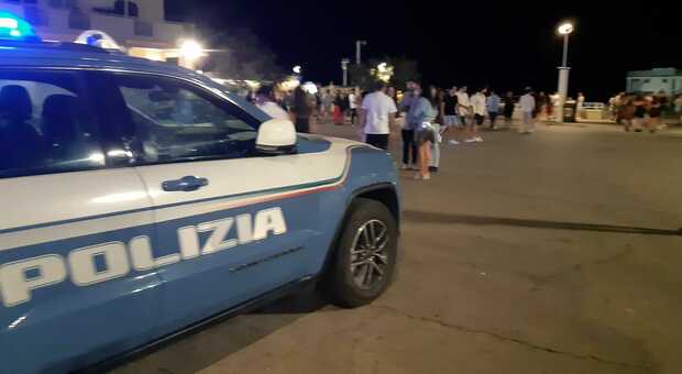Non rispetta l'ordine di lasciare l'Italia, rintracciato in centro: denunciato ed espulso