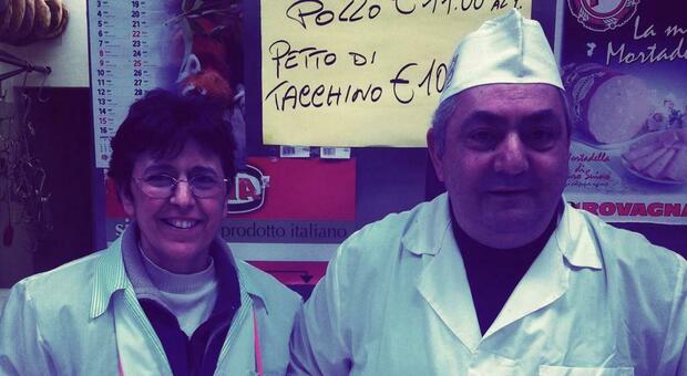 Franco Muzi e la moglie titolari per quasi 40 anni della macelleria
