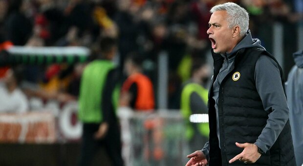 La Roma fermata 0-0 dal Bologna all'Olimpico: il turnover non sorride a Mourinho