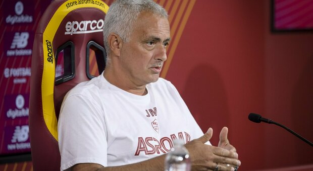 Mourinho: «Zaniolo? Spero resti. Vorrei un altro attaccante e Pinto lo sa. Belotti mi piace molto»
