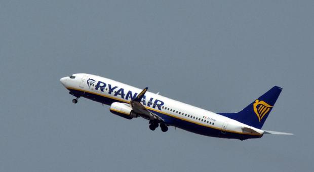 Ryanair, il Tar respinge la richiesta della compagnia sui bagagli a mano
