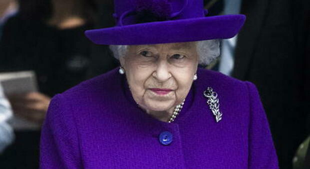 Il coronavirus blocca i profitti delle proprietà della Corona, la decisione della Regina Elisabetta