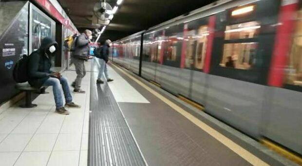 Sparatoria in metro per una lite, paura a Cologno Monzese: arrestato un ventenne
