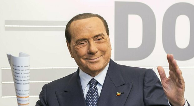 Berlusconi si sente male in casa: nuovo ricovero in ospedale per controlli post Covid