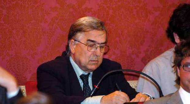 Morto a 71 anni Gian Mario Maulo l'ex sindaco amante della poesia
