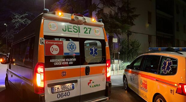 Bea ha fretta di nascere: codice rosso e fiocco rosa in ambulanza alle 2 di notte