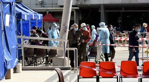 Coronavirus, in Cina torna la paura: quasi due milioni di persone in lockdown a Pechino