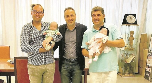 Gabicce, di papà ce n'è solo uno: la Cassazione modifica l'atto di nascita dei gemellini con due padri
