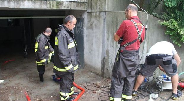Bomba d'acqua in Vallesina Donna salvata in extremis