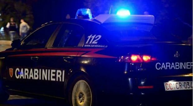 Ancona, blitz dei carabinieri (grazie ai residenti) nello stabile del degrado: trovati crack e cocaina, denunciato un 37enne
