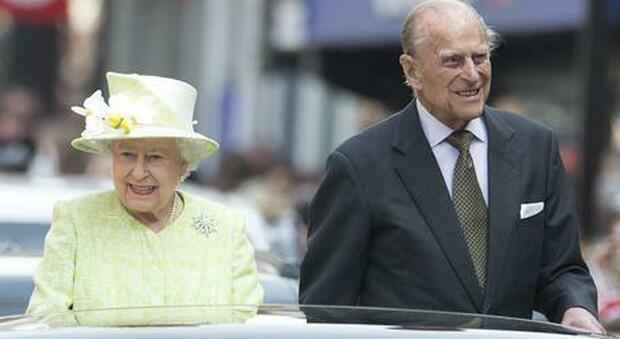 La regina Elisabetta col principe Filippo