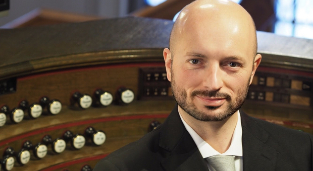 L'organista Matteo Venturini