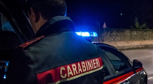 False residenze per non pagare il bollo e avere altri bonus: i carabinieri smascherano 12 furbetti