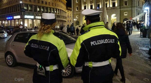 A giorni uscirà un bando per l'assunzione di 15 vigili per il Comando di Polizia locale di Ancona