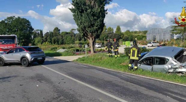 San Severino, scontro tra due auto in contrada Rocchetta: due feriti