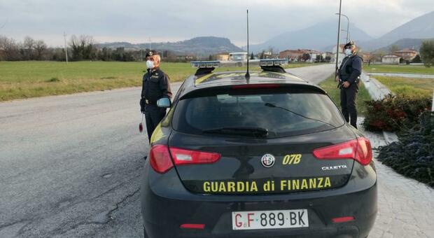 Associazione per delinquere nel traffico di rifiuti: raffica di arresti tra Marche e Abruzzo. Sequestri milionari