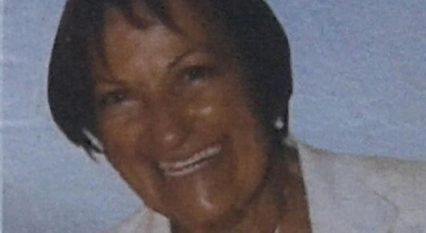La comunità piange la sua professoressa di lettere, addio a Rosanna Deluca: oggi l ultimo saluto, aveva 72 anni