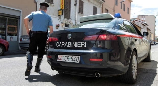 Sette denunciati dai carabinieri